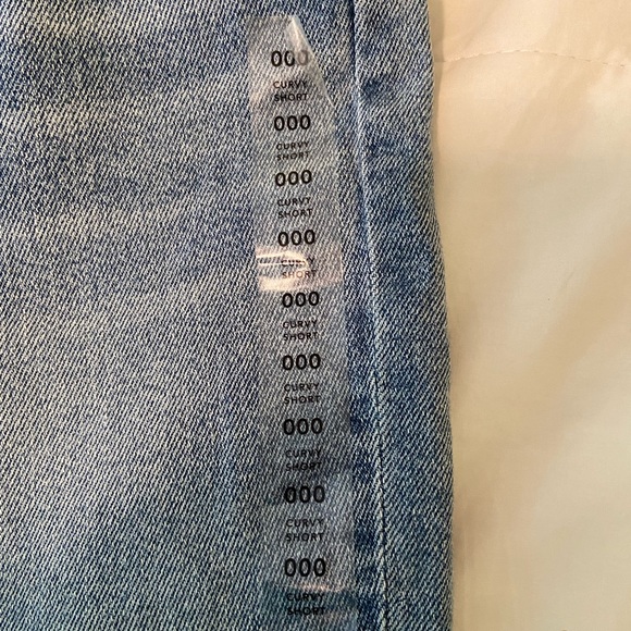 NWT American Eagle jeans! Size 000 short! - Picture 3 of 7
